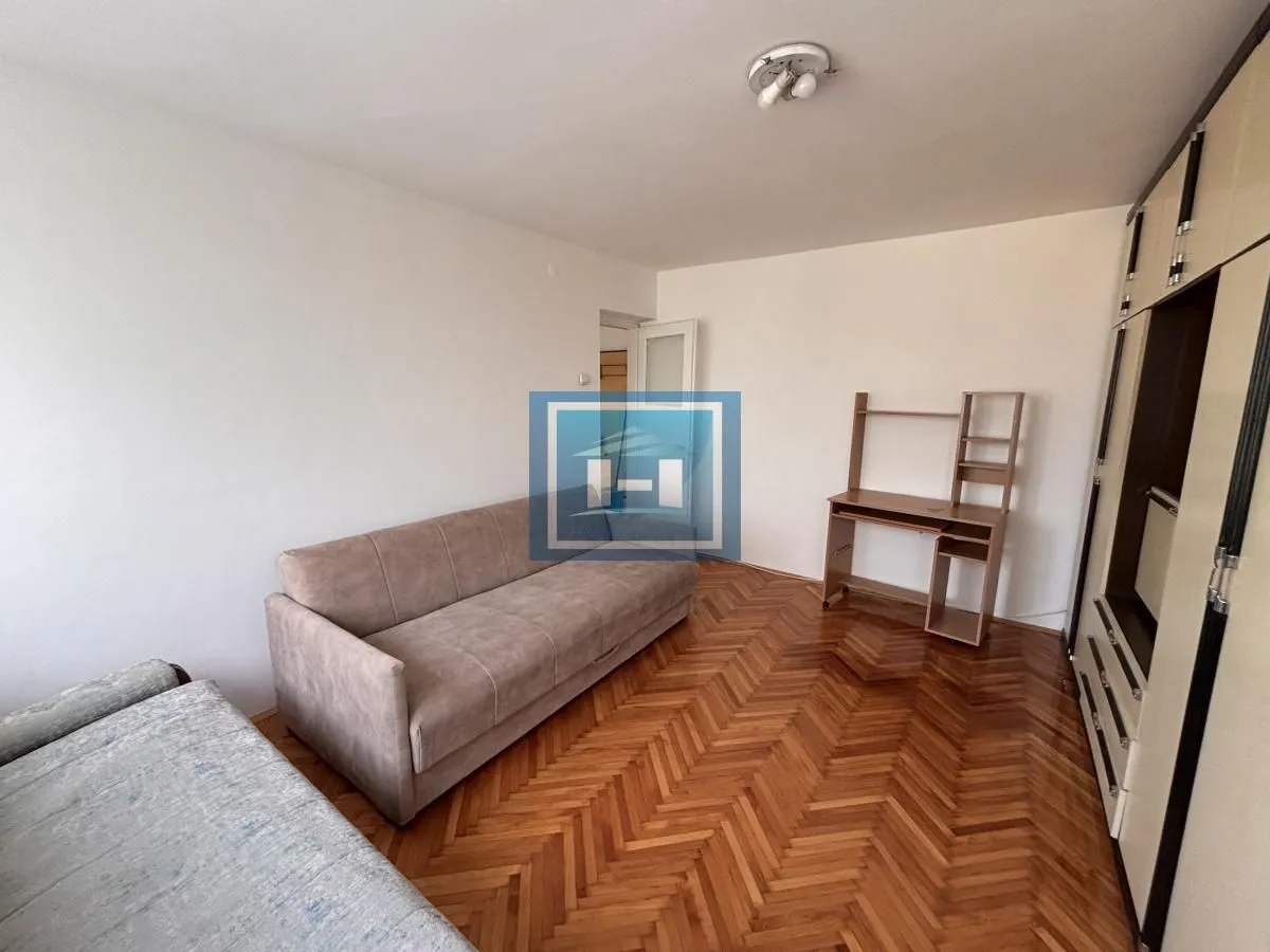 Prodaja, dvosoban stan, 58m², Kajsijar, Jagodina