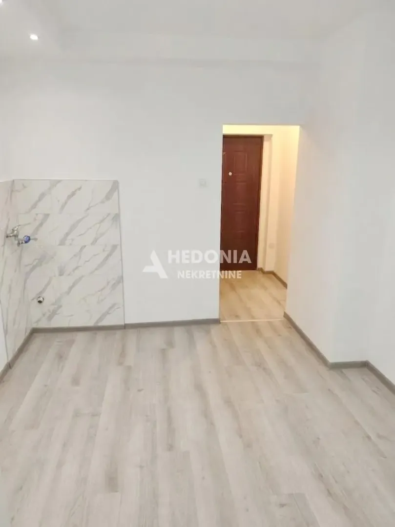 Prodaja, jednosoban stan, 45m², Karaburma, Palilula Sve Podlokacije
