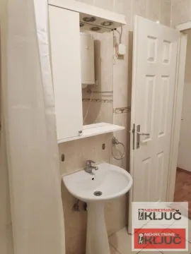 Izdavanje, jednosoban stan, 30m², Grbavica, Novi Sad Sve Podlokacije - image 8