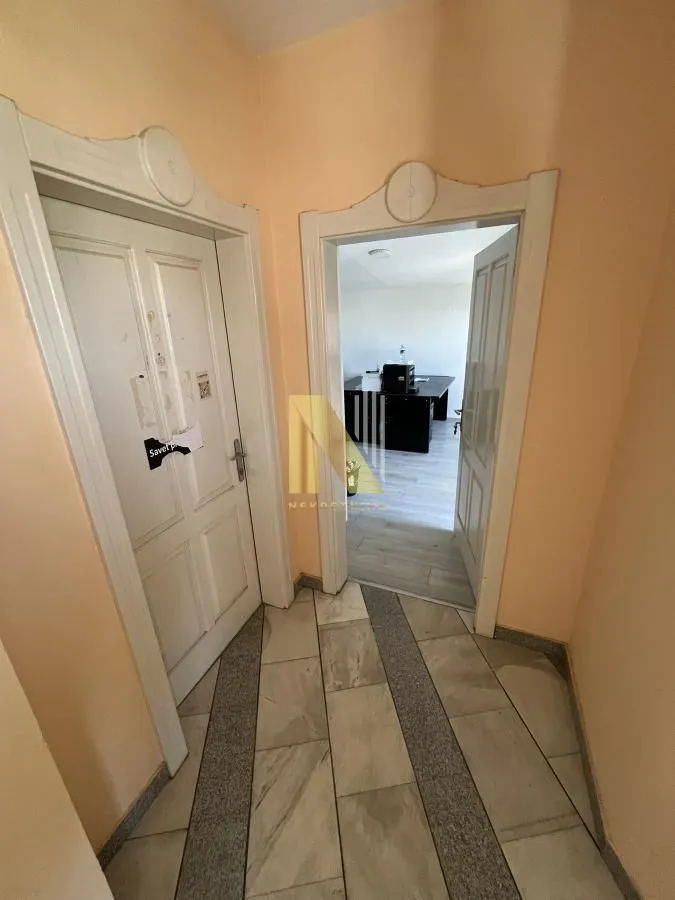 Izdavanje, poslovni prostor, 105m², Klisa, Novi Sad Sve Podlokacije