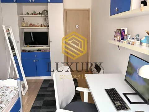 Prodaja, trosoban stan, 72m², City Kvart, Podgorica - image 7