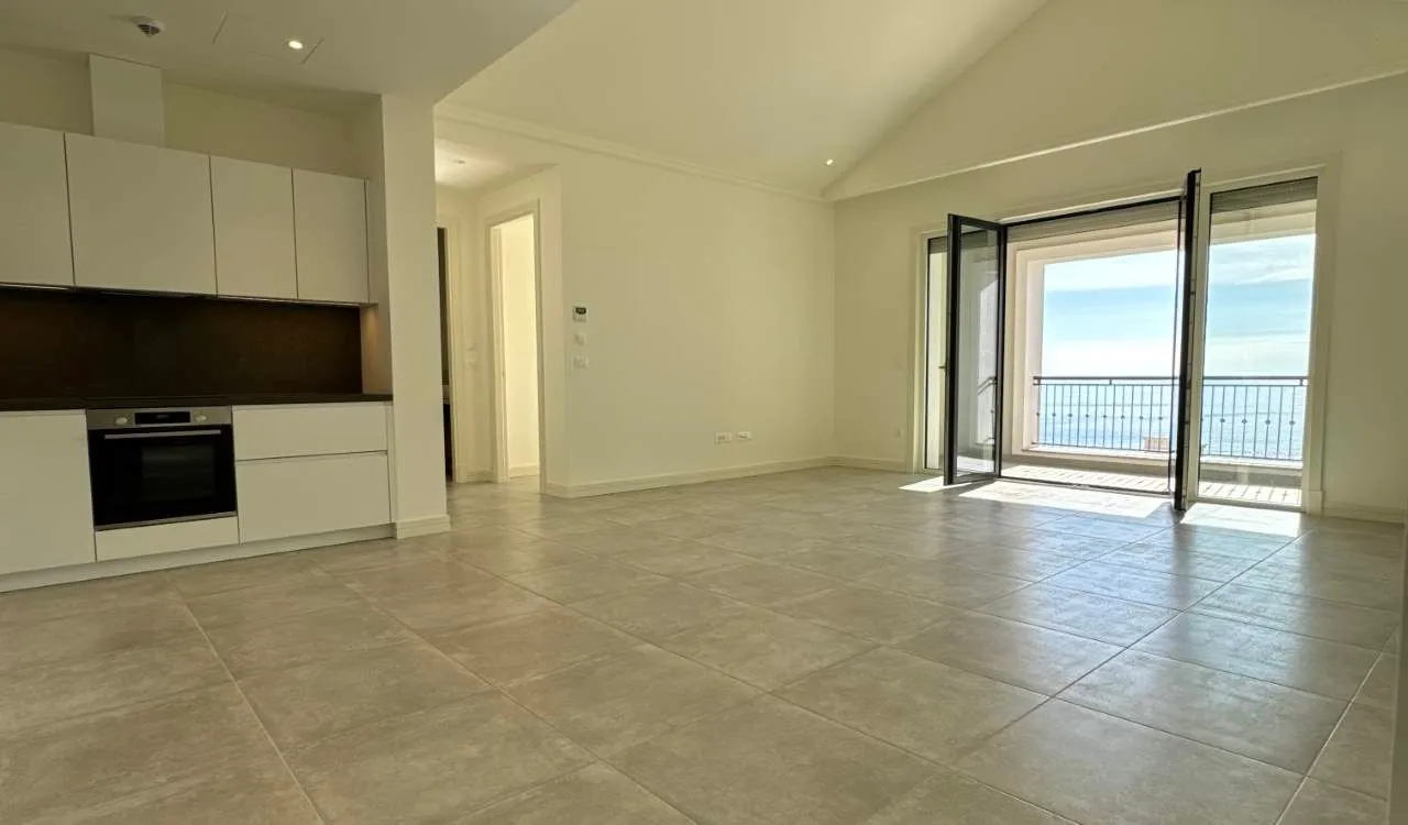 Prodaja, jednosoban stan, 78m², Luštica Bay, Tivat