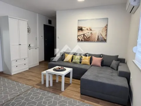 Sale, apartment, 28m², Adice, Novi Sad Sve Podlokacije