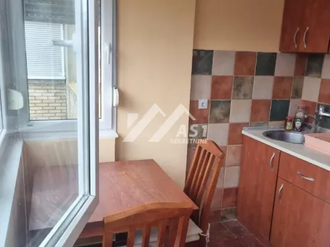 Izdavanje, dvosoban stan, 50m², Bulevar Oslobodjenja, Novi Sad Sve Podlokacije - image 9