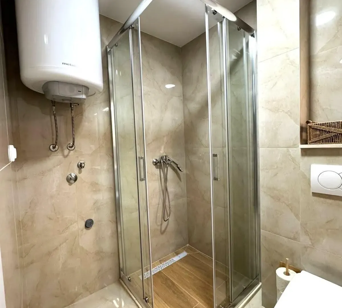 Prodaja, jednosoban stan, 46m², Centar, Bar