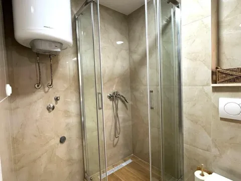 Sale, one bedroom apartment, 46m², Centar, Bar - image 14