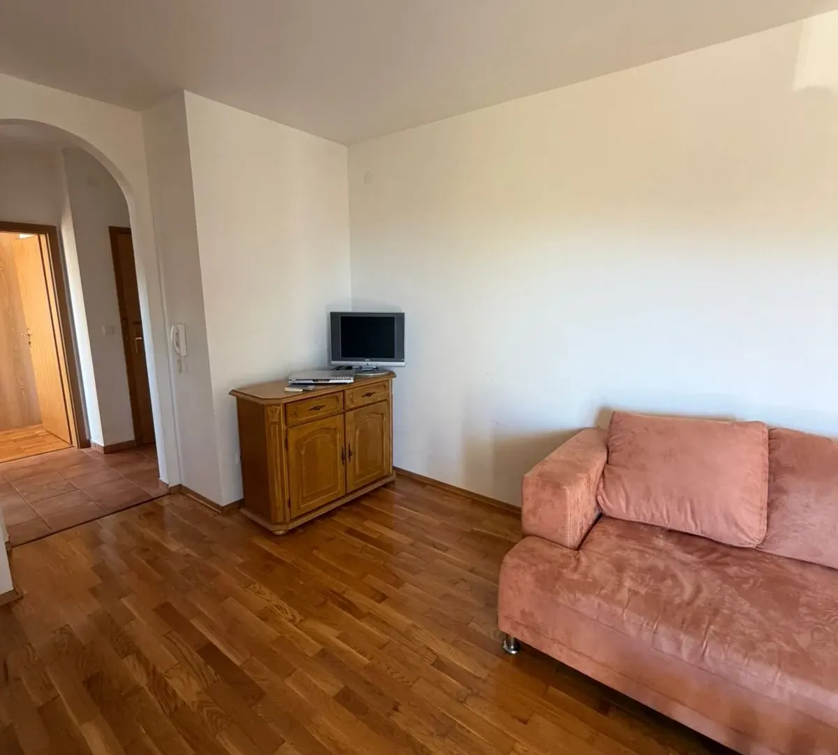 Sale, one bedroom apartment, 48m², Petrovac, Budva