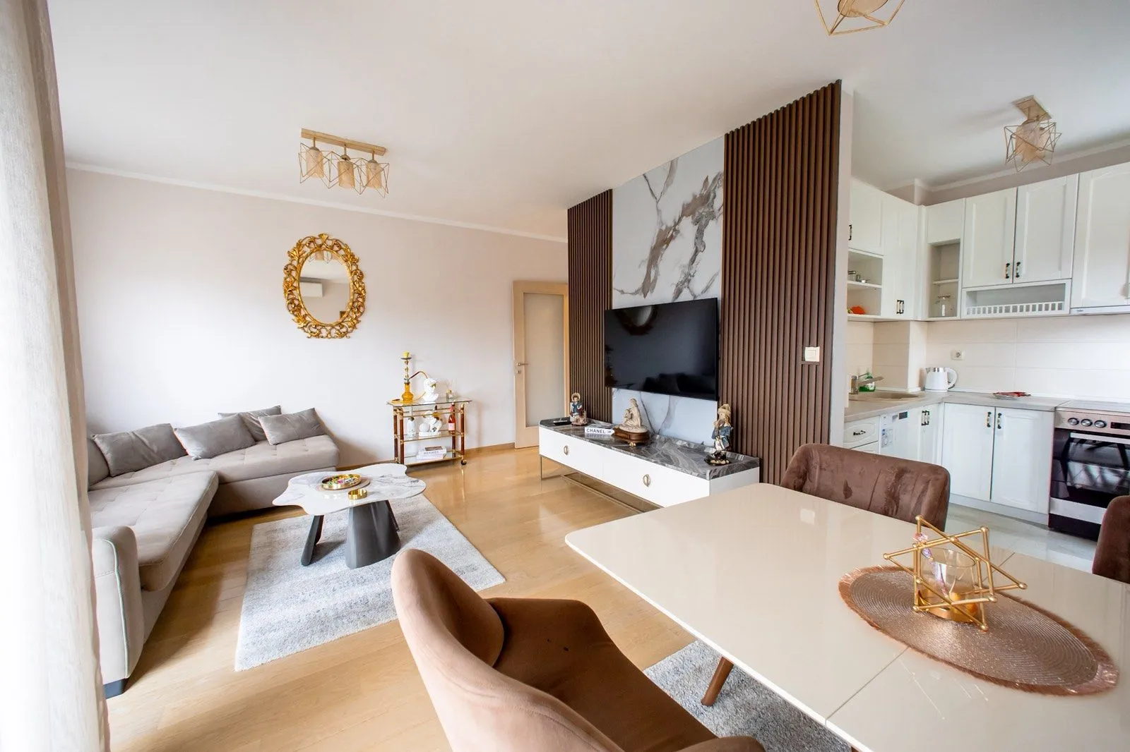 Rent, one bedroom apartment, 55m², City Kvart, Podgorica
