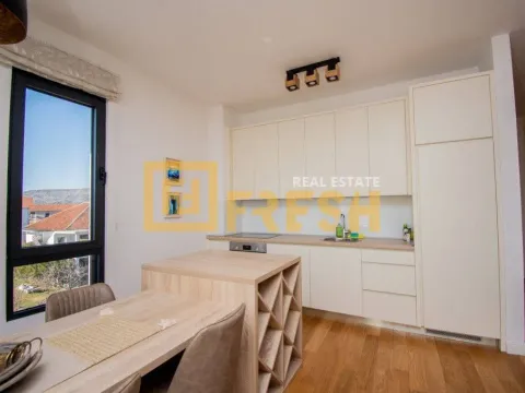 Izdavanje, trosoban stan, 95m², City Kvart, Podgorica - image 16