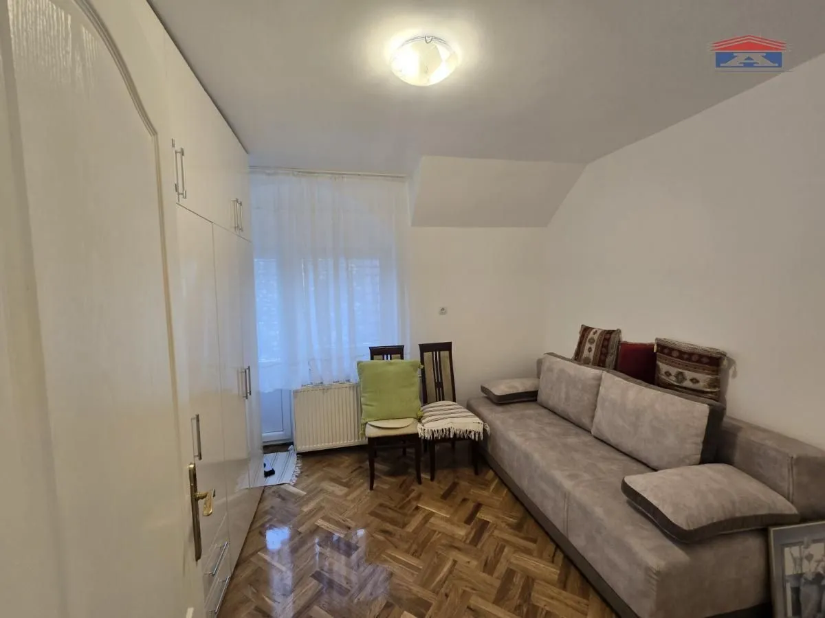 Izdavanje, dvosoban stan, 49m², Podbara, Novi Sad Sve Podlokacije