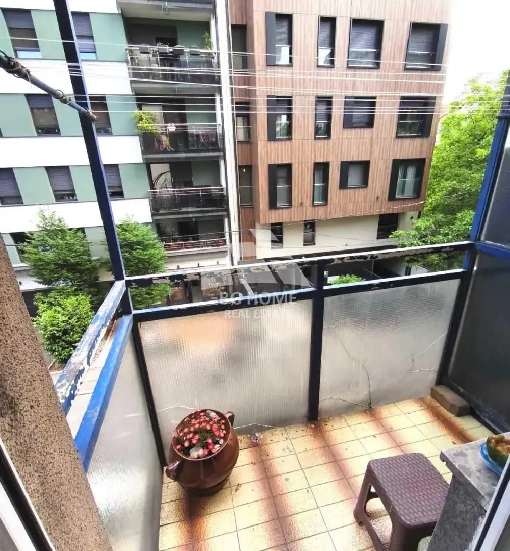Rent, three bedroom apartment, 87m², Južni Bulevar, Vračar Sve Podlokacije