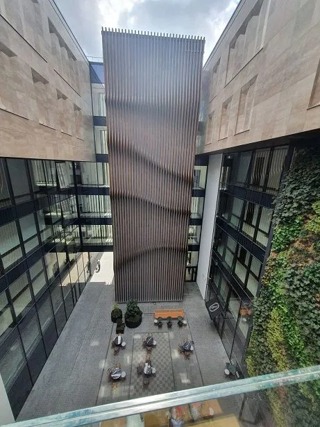 Izdavanje, dvosoban stan, 70m², Savski Venac, Beograd