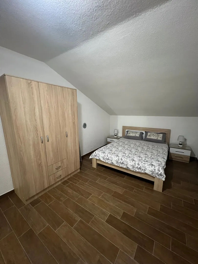 Rent, two bedroom apartment, 75m², Ilino, Bar