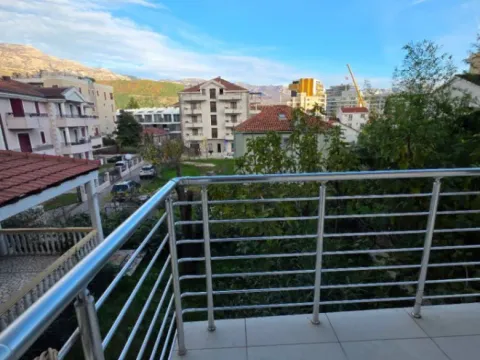 Izdavanje, jednosoban stan, 40m², Gospoština, Budva - image 12