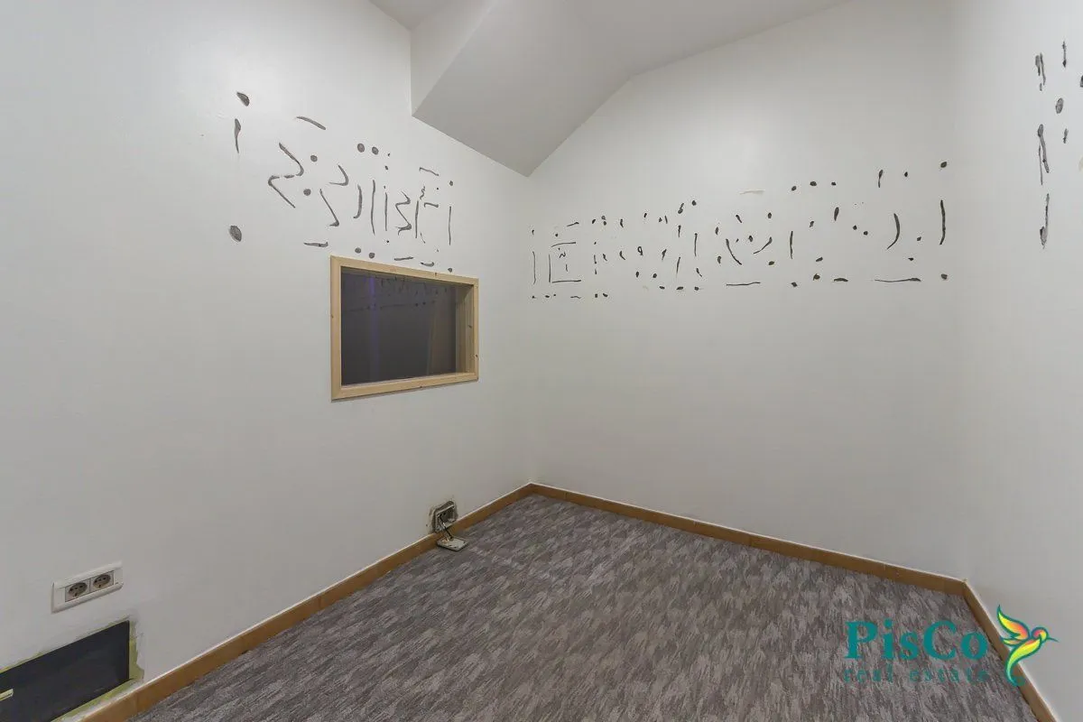 Rent, office space, 126m², Kruševac, Podgorica