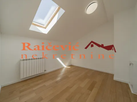 Prodaja, četvorosoban stan, 135m², Pančevo, Srbija - image 18