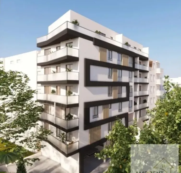 Prodaja, trosoban stan, 81m², Centar Sve Podlokacije, Beograd