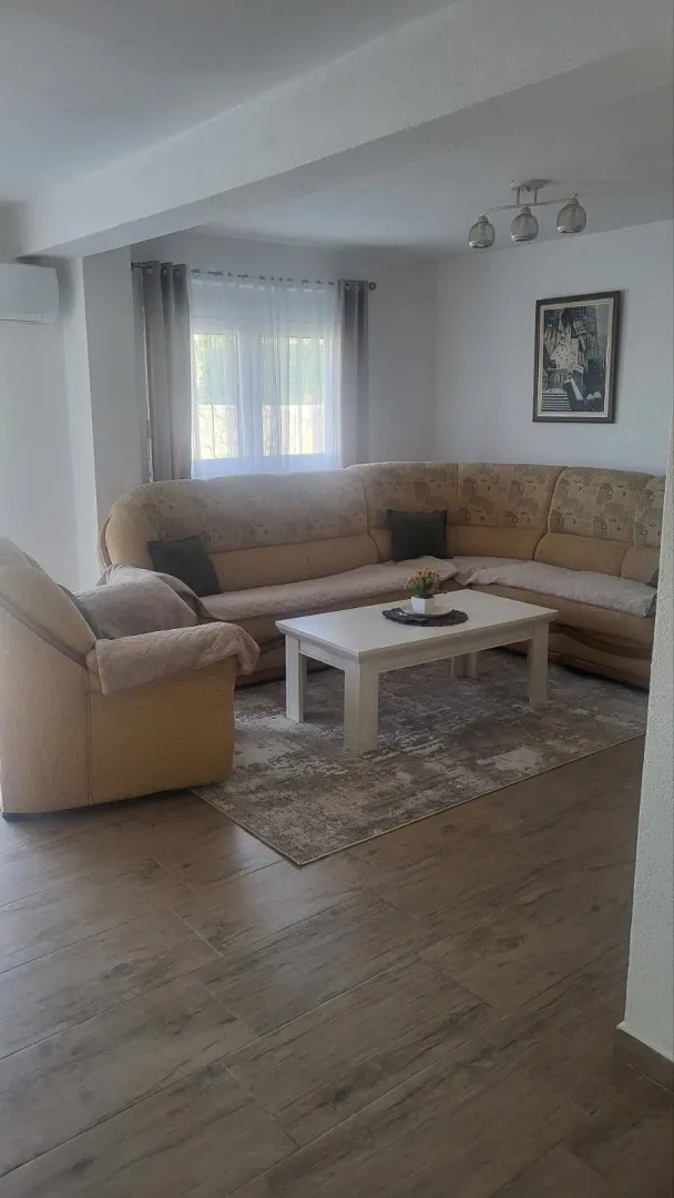 Rent, two bedroom apartment, 100m², Momišići, Podgorica