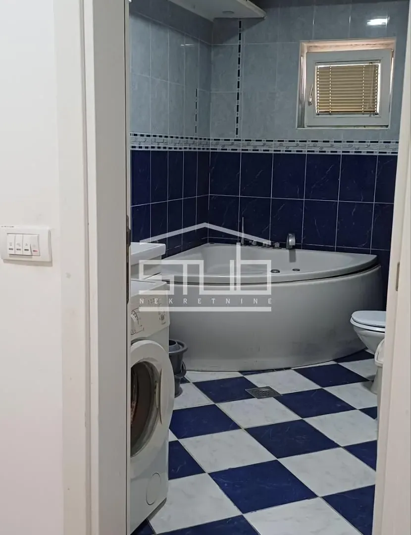 Prodaja, trosoban stan, 79m², Čukarica, Beograd