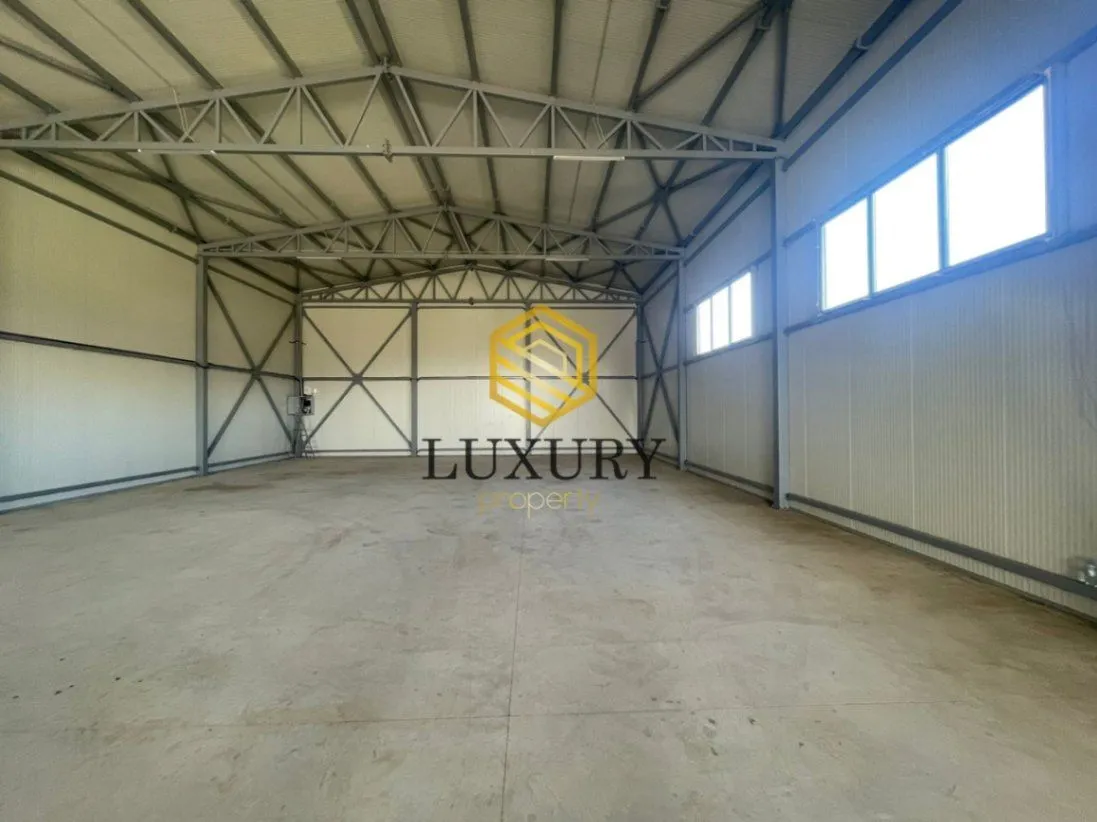 Rent, office space, 500m², Tuzi, Podgorica
