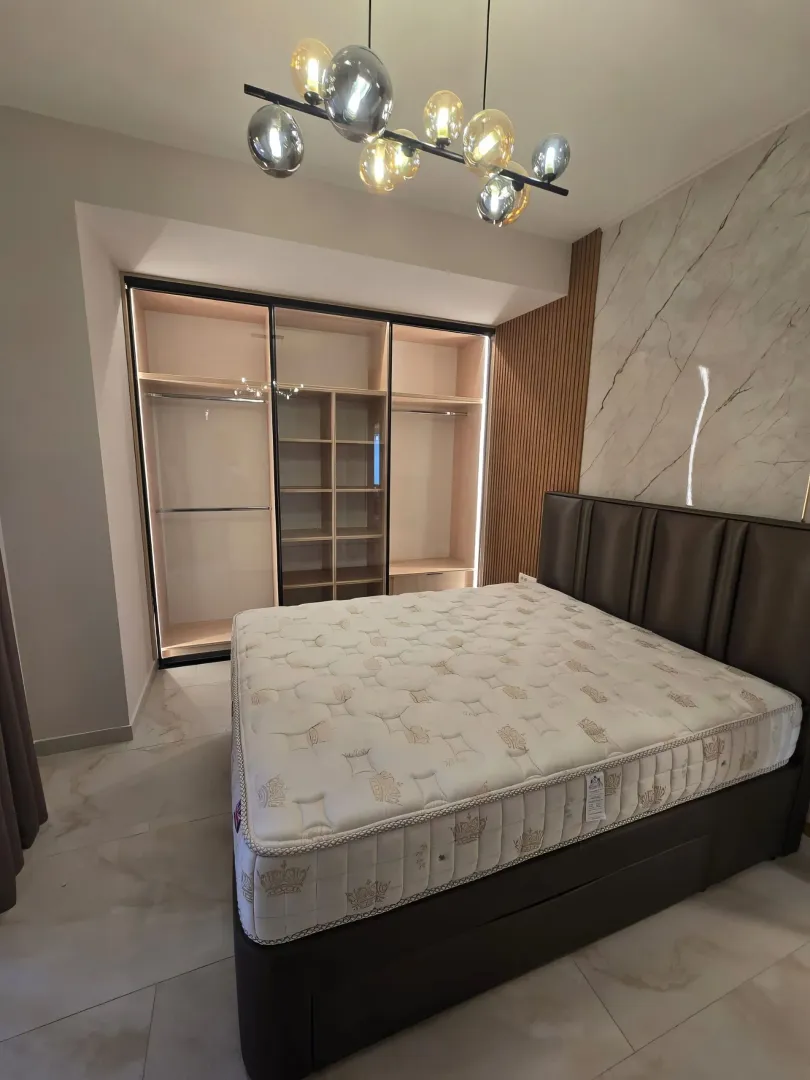Izdavanje, dvosoban stan, 70m², Pod Kuk, Tivat