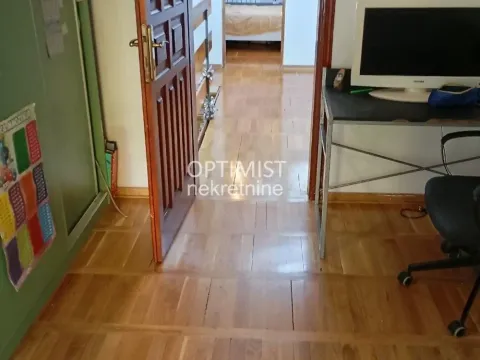 Prodaja, kuća, 54m², Uciteljsko Naselje, Zvezdara Sve Podlokacije - image 8