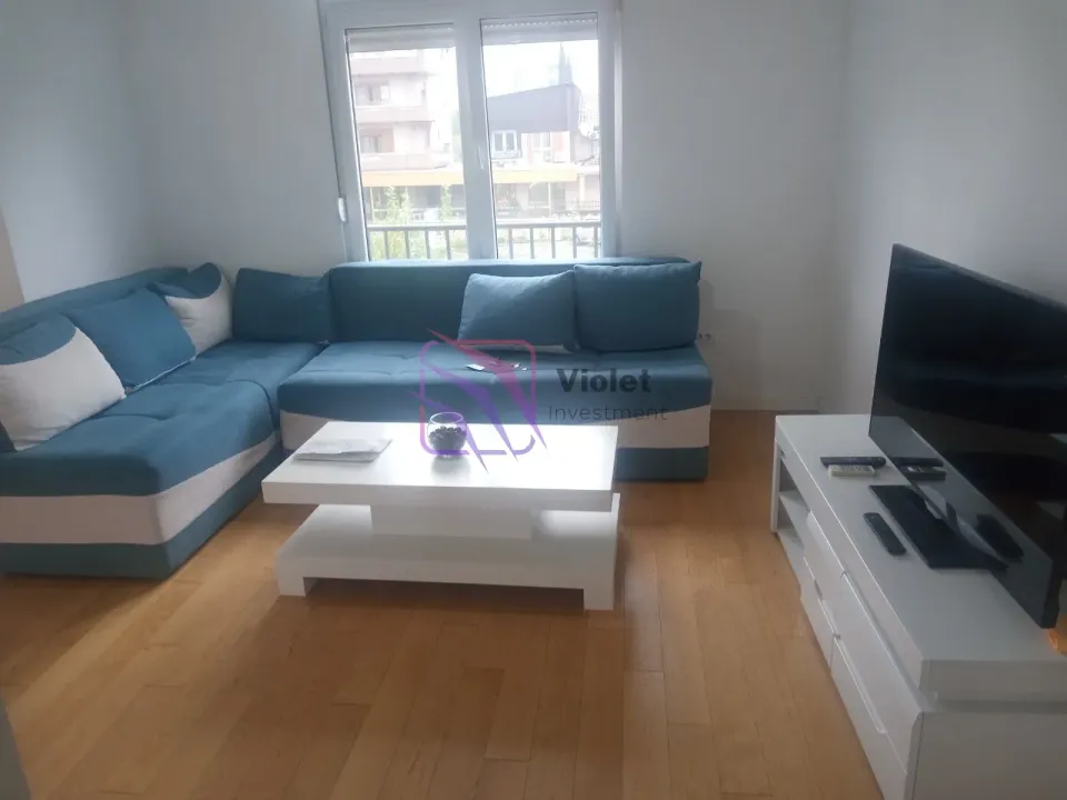 Rent, studio apartment, 33m², Drač, Podgorica
