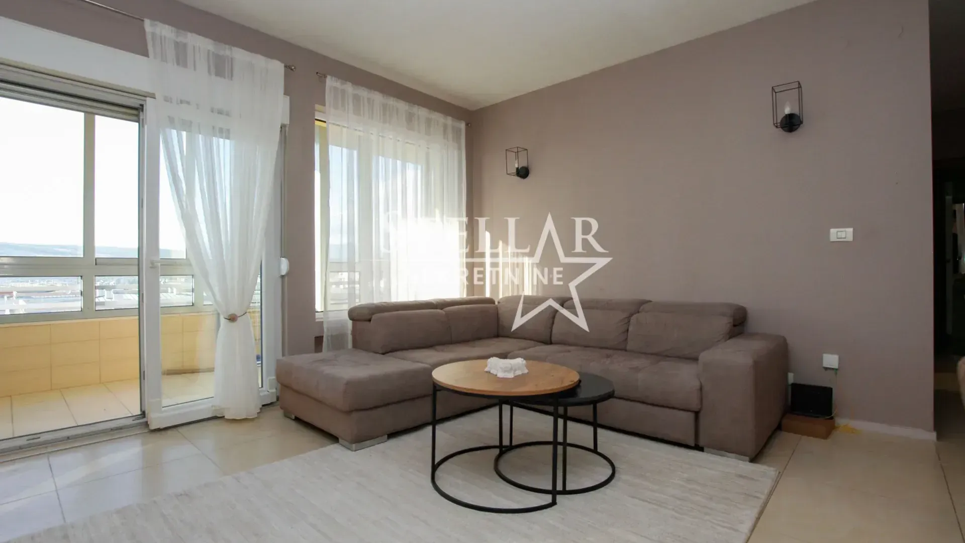 Rent, two bedroom apartment, 68m², City Kvart, Podgorica