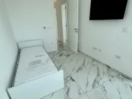 Izdavanje, kuća, 180m², Sremska Kamenica, Petrovaradin - image 8