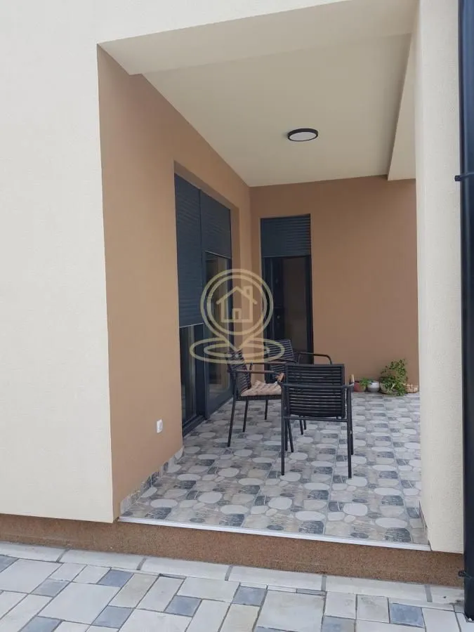 Prodaja, kuća, 235m², Telep, Novi Sad Sve Podlokacije