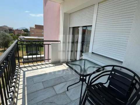 Izdavanje, dvosoban stan, 75m², Gornja Gorica, Podgorica - image 12