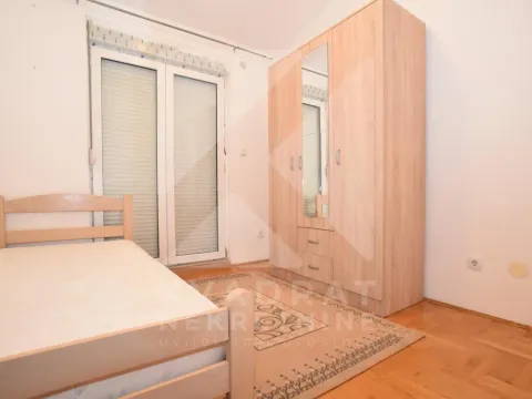 Prodaja, dvosoban stan, 70m², Stari Aerodrom, Podgorica - image 5