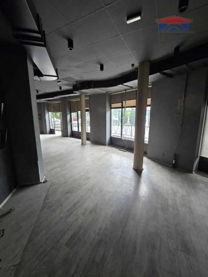 Rent, office space, 246m², Železnička Stanica, Novi Sad Sve Podlokacije