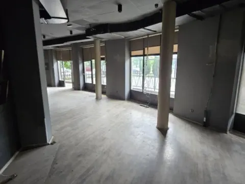 Rent, office space, 246m², Železnička Stanica, Novi Sad Sve Podlokacije - image 12