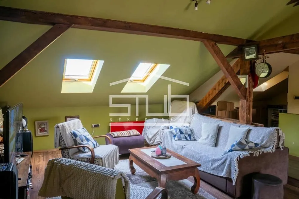 Prodaja, trosoban stan, 114m², Centar, Pančevo