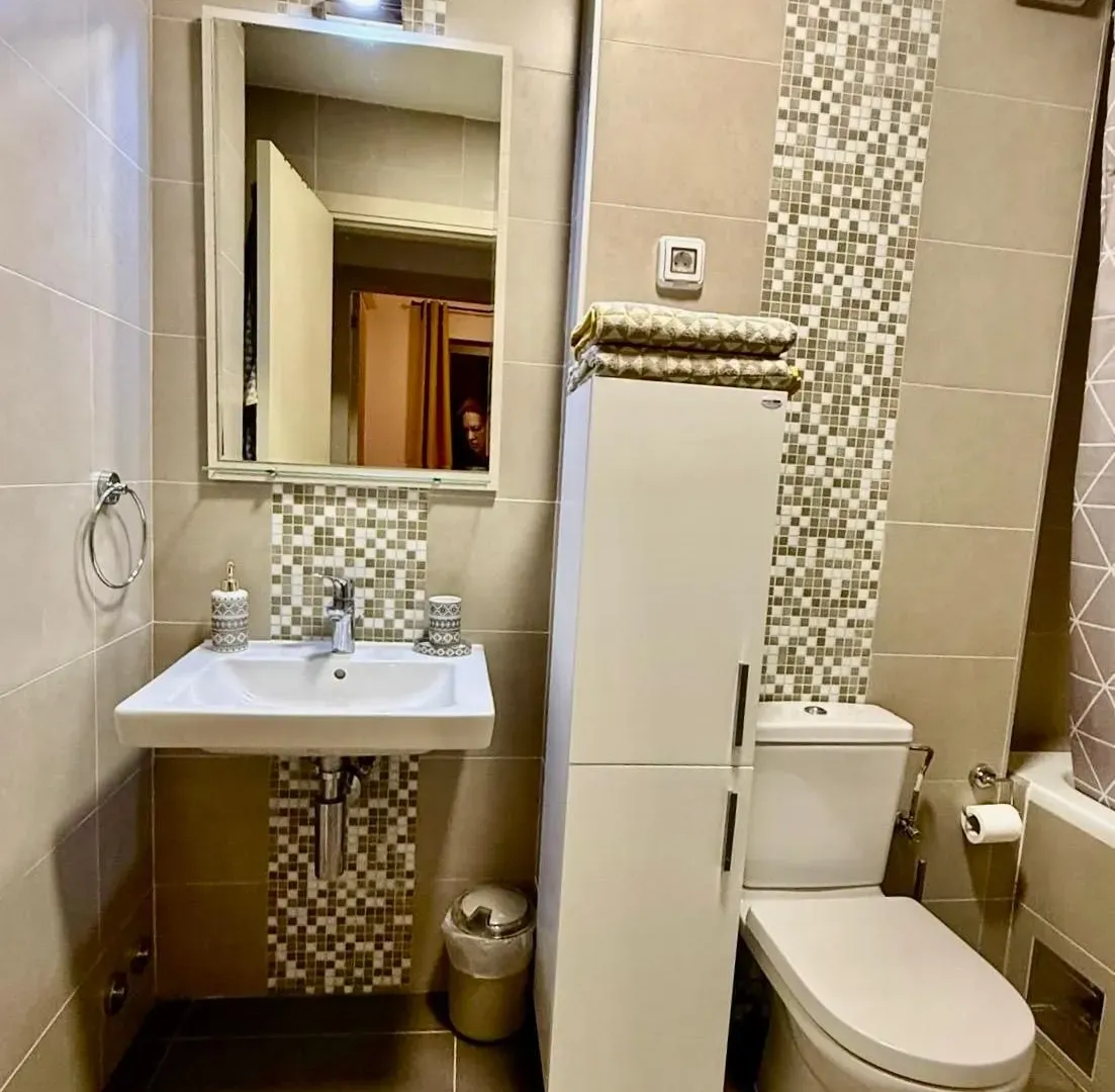 Sale, one bedroom apartment, 59m², Morinj, Kotor