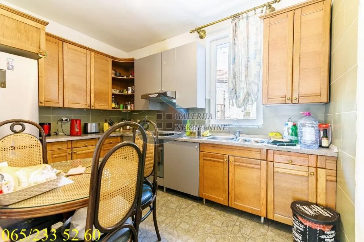 Prodaja, stan, 108m², Stari Grad, Beograd