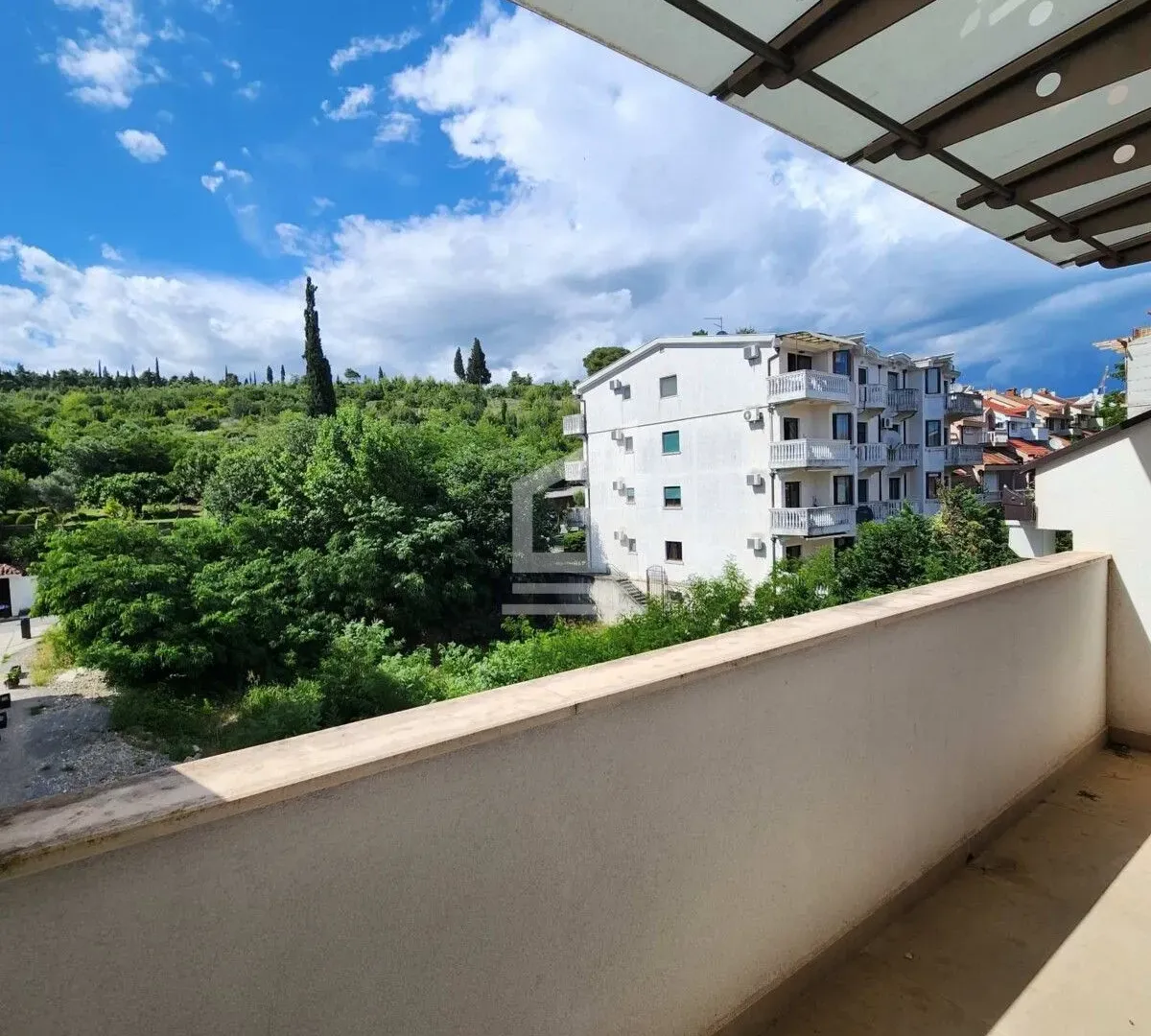 Prodaja, četvorosoban stan, 164m², Gorica C, Podgorica