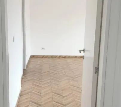 Prodaja, stan, 302m², Miljakovac, Rakovica - image 24