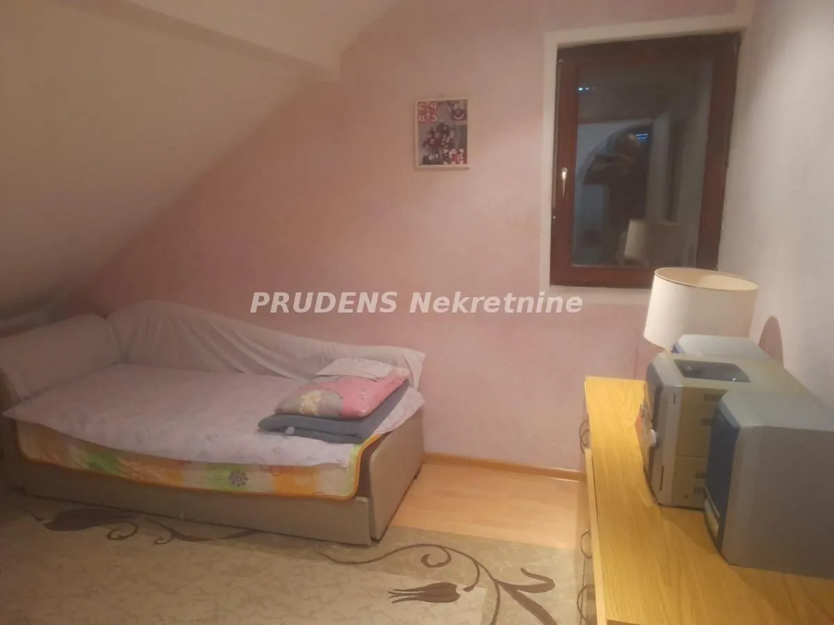 Prodaja, kuća, 111m², Surčin, Beograd