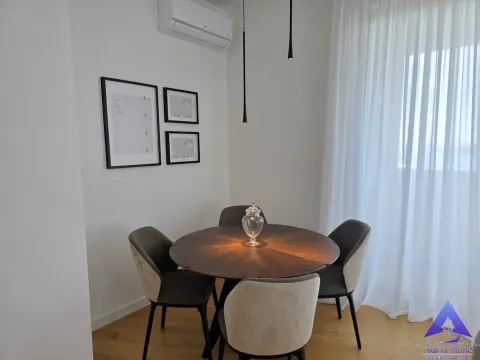 Prodaja, jednosoban stan, 67m², Bečići, Budva - image 11