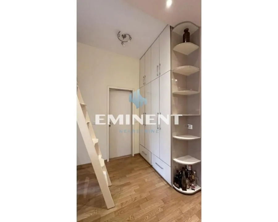 Rent, apartment, 38m², Stari Grad, Beograd