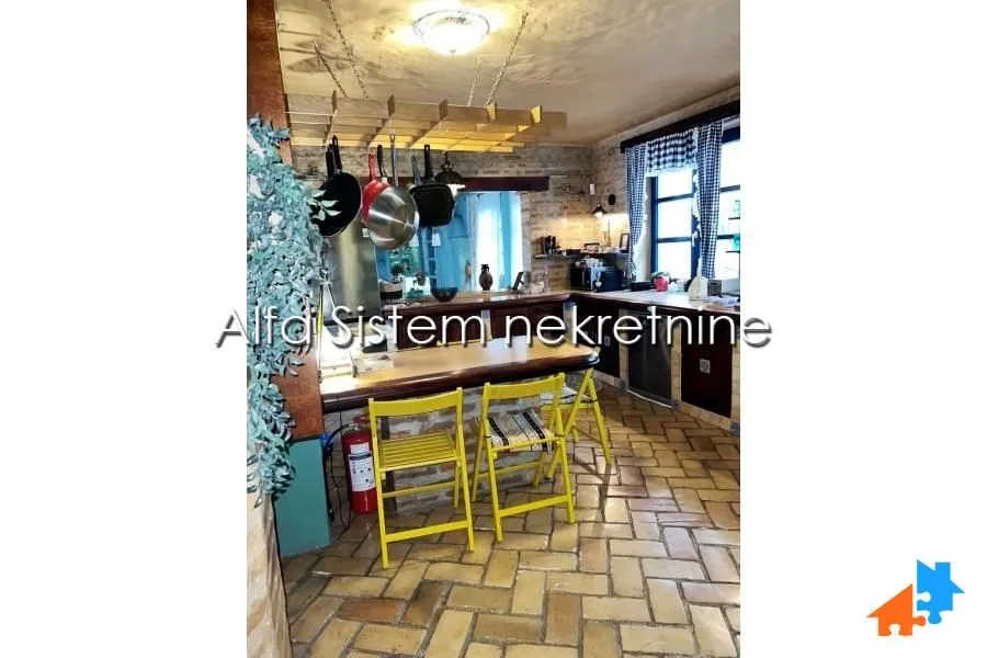Rent, house, 360m², Banjica, Voždovac Sve Podlokacije