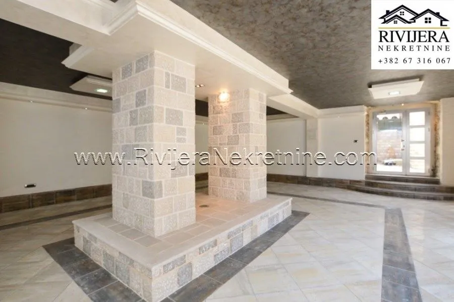 Sale, office space, 102m², Centar, Herceg Novi