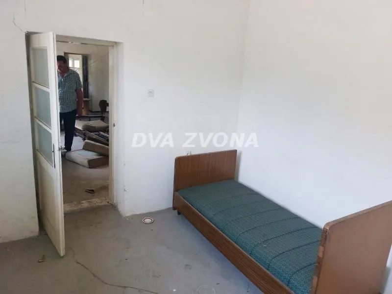 Prodaja, kuća, 270m², Bečej, Novi Sad