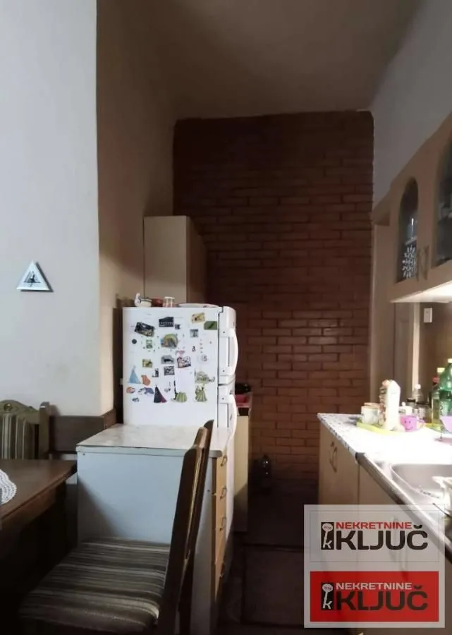 Prodaja, dvosoban stan, 58m², Centar, Novi Sad