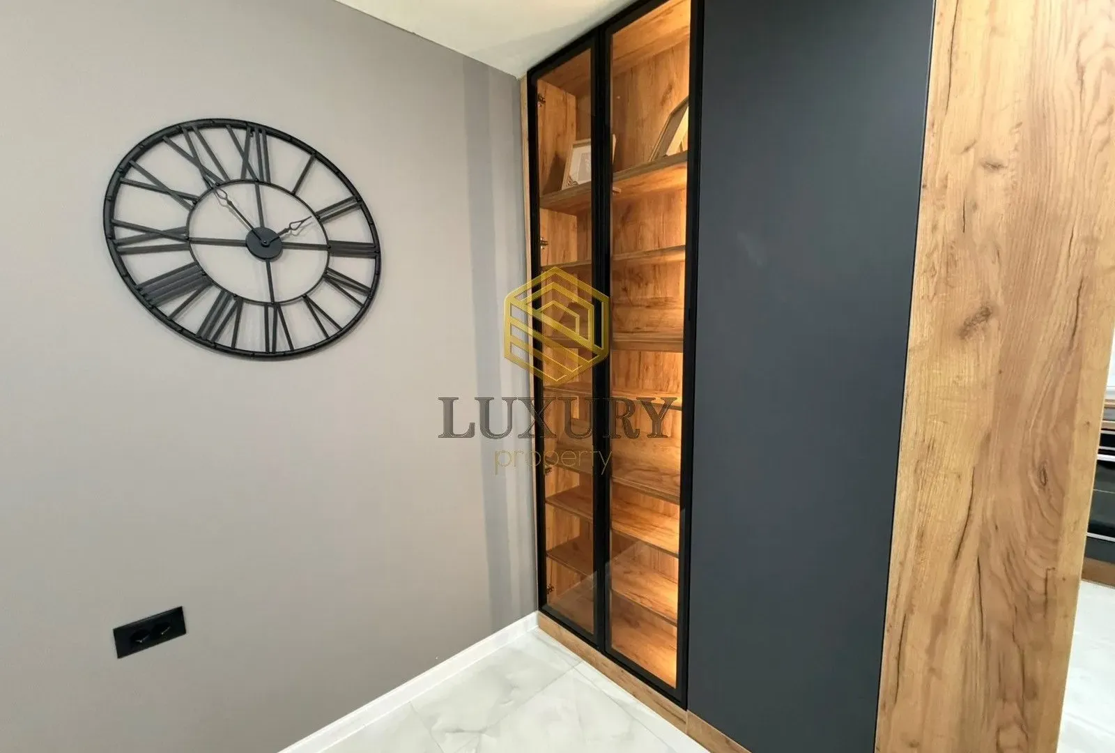 Rent, house, 360m², Zagorič, Podgorica