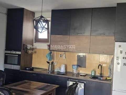 Izdavanje, trosoban stan, 68m², Čubura, Beograd - image 3