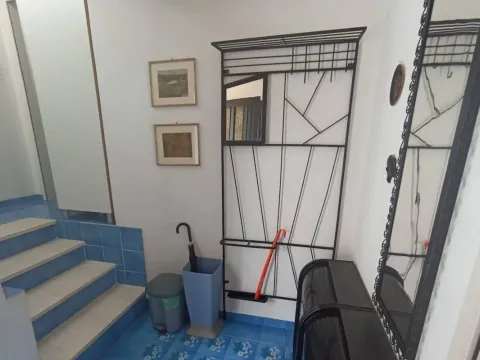 Izdavanje, kuća, 100m², Dobra Voda, Budva - image 7