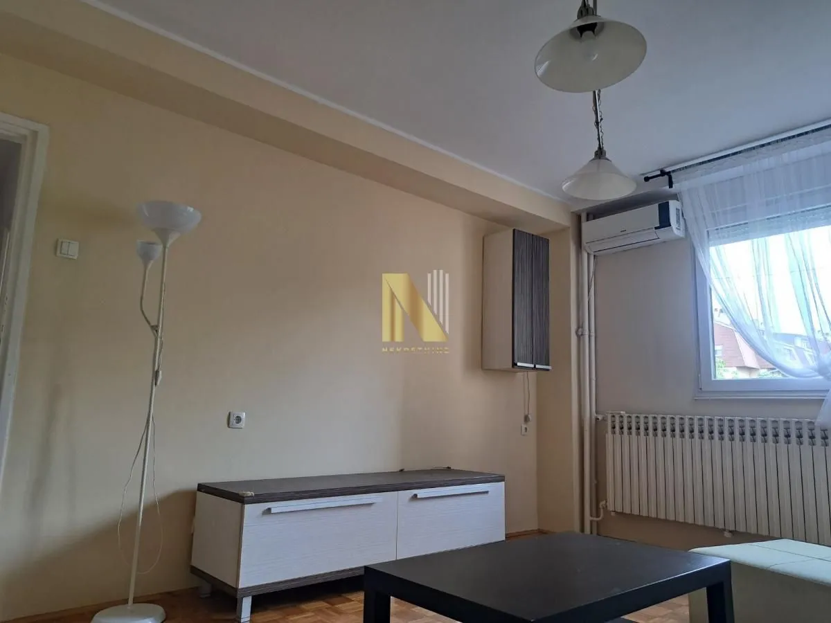 Izdavanje, dvosoban stan, 51m², Železnička Stanica, Novi Sad Sve Podlokacije